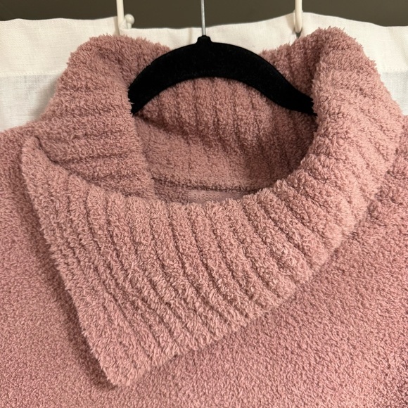 Barefoot Dreams Womens Cozychic Rose Quartz Cowl Neck Shirt Pullover Sweater - Picture 4 of 6